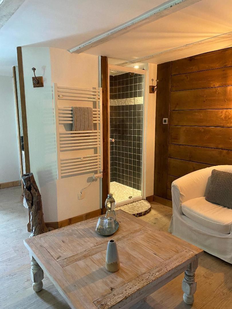 La Perle De La Lauziere, Chambres D Hotes Argentine Exterior foto